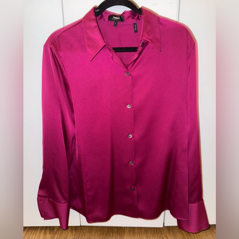 Theory Satin Perfect Fitted Shirt - Picture 5 of 8